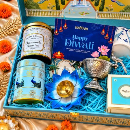 Festive luxe box Hover Image